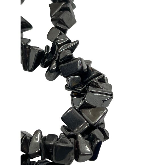 Hematite Chip Bracelet 2 Strands Twist Adjustable 7 3/4" - 10" - Picture 2 of 4